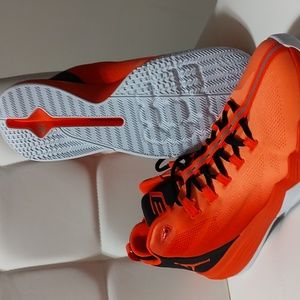 Nike Jordan CP3.IX AE X 'Bright Mango Red' 